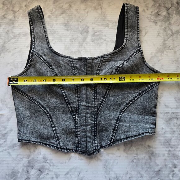 Blashe Crop Top, Denim-Look with Hook Closure Women's Sz M - Picture 4 of 6